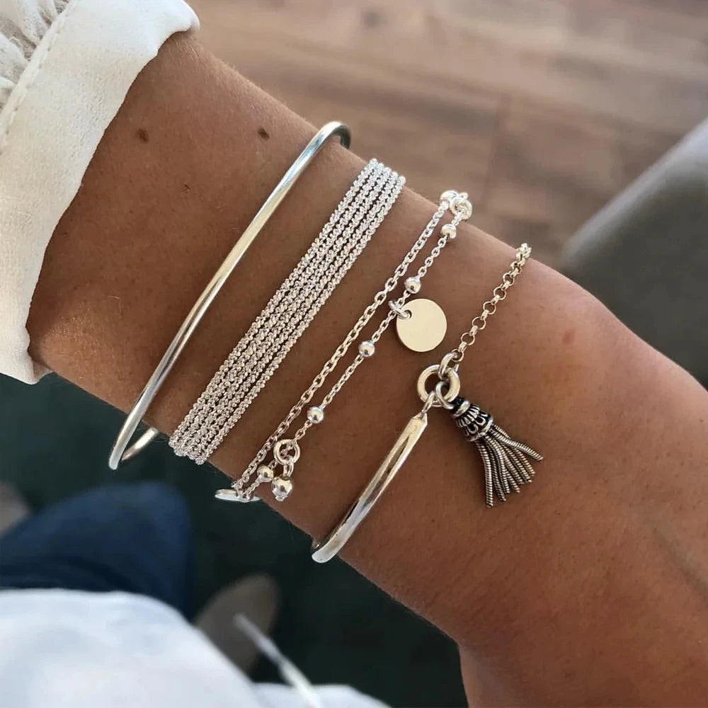 4pcs Punk Curb Cuban Chain Bracelets Set for Women Simple Thick Gold Color Charm Bracelets Fashion Jewelry Accessories New
