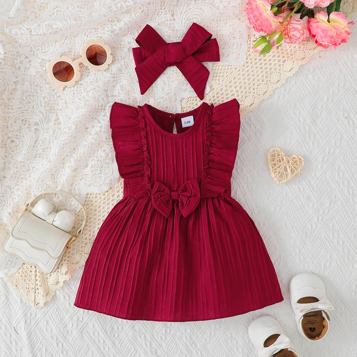 Baby girl's Sleeveless Dress Solid color Ruffled edges
