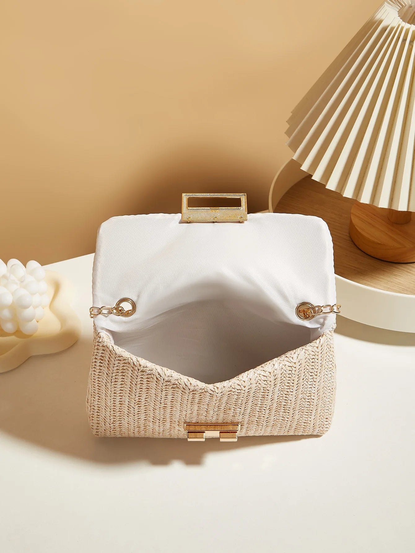 Fashion crossbody bag Korean version trendy grass woven women's bag lock closure simple small square bag