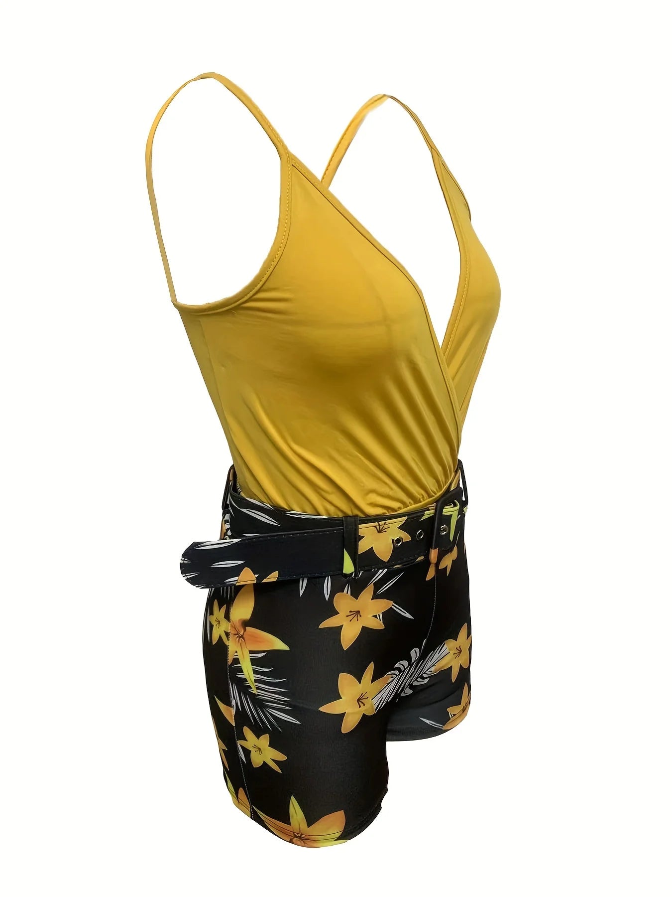 Women's Clothing V-neck Camisole and Plant Print Shorts Set with Belt
