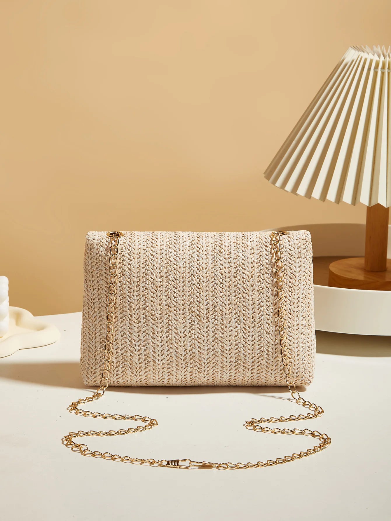 Fashion crossbody bag Korean version trendy grass woven women's bag lock closure simple small square bag